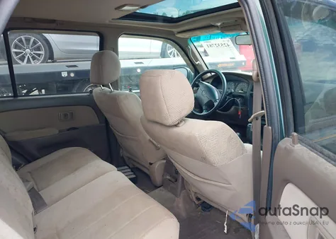 2001 Toyota 4Runner Sr5 V6 z USA, uszkodzony, nr VIN JT3HN86R619052646